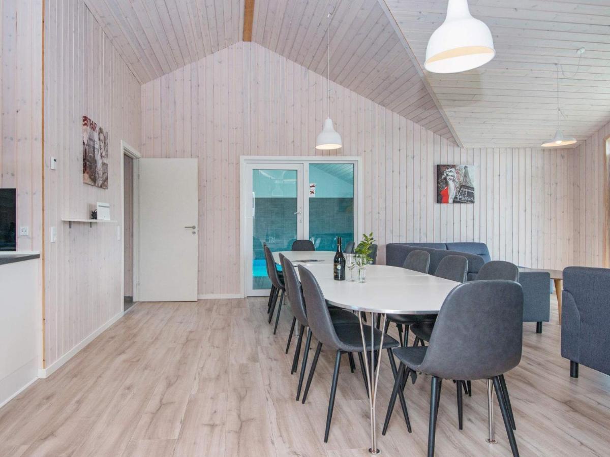 16 Person Holiday Home In R M Rømø Kirkeby Екстериор снимка